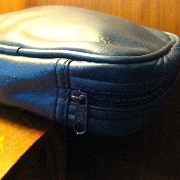 Delta Air Lines Vintage Toiletry Bag - Picture 8 of 10